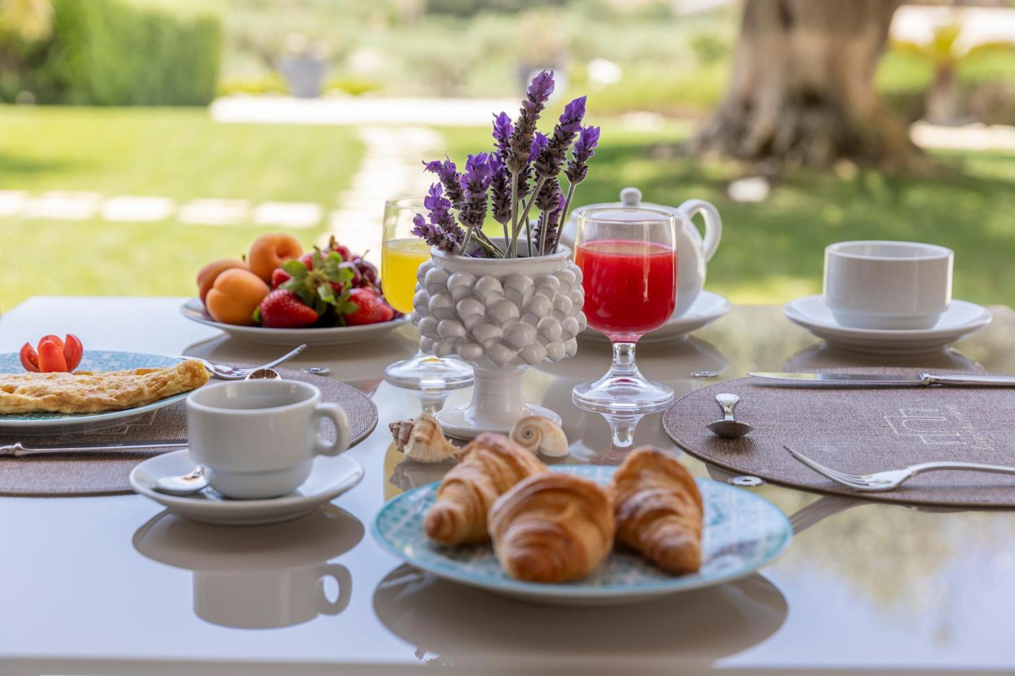 Borgo Giallonardo Wine Relais Realmonte Bagian luar foto