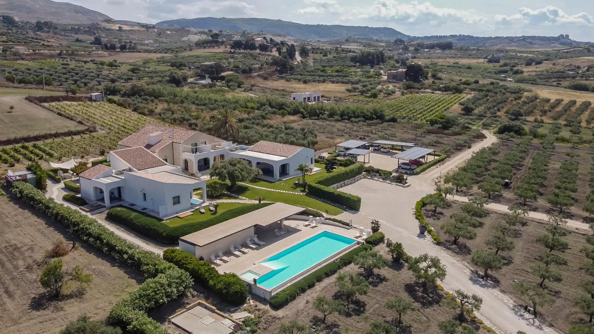 Borgo Giallonardo Wine Relais Realmonte Bagian luar foto