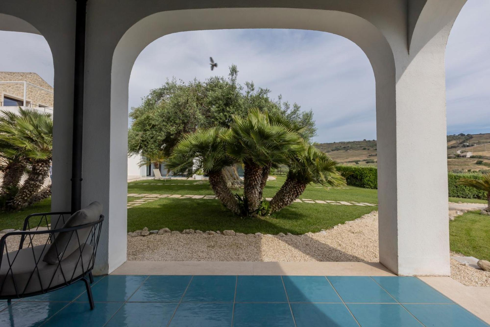 Borgo Giallonardo Wine Relais Realmonte Bagian luar foto