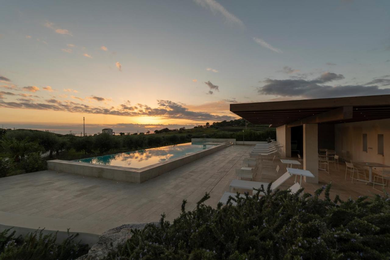 Borgo Giallonardo Wine Relais Realmonte Bagian luar foto